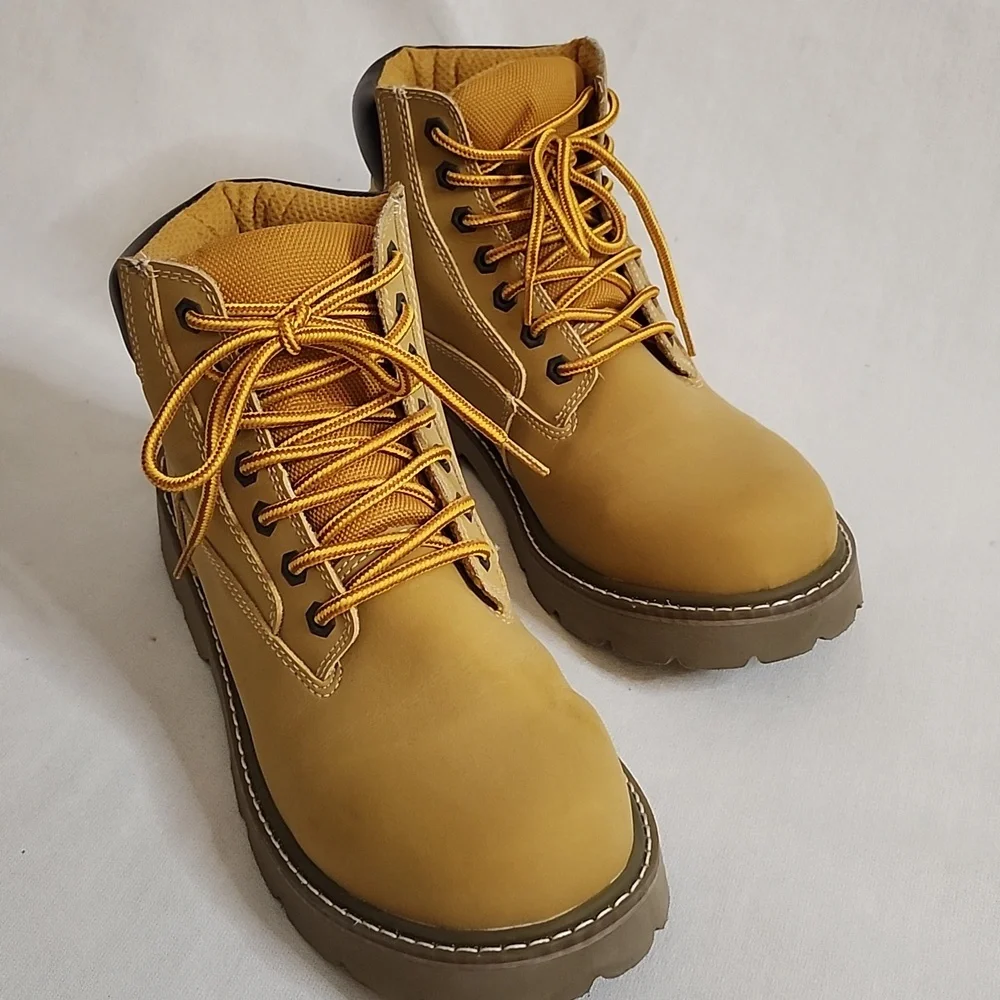 Tan Lace-Up Men's Steel Toe Boots